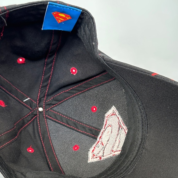 Superman Black & Red Embroidered Logo Baseball Cap - Picture 2 of 7